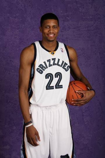 动整个球队 动整个球队