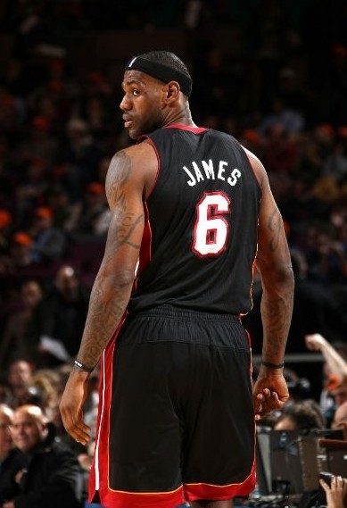 实则是在强 实则是在强